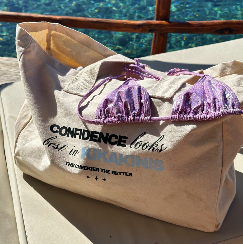 Confidence Looks Best in KIKAKINIS Tote Bag